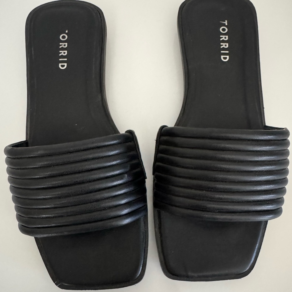 Torrid Black Ribbed Slide Sandals